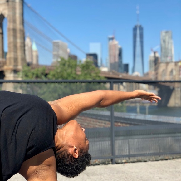 Meet your Posher, Denice - Picture 2 of 2